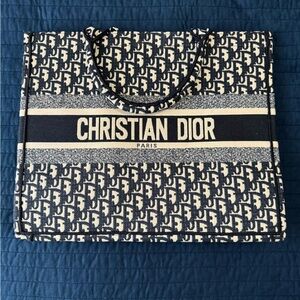 Navy and Cream Purse